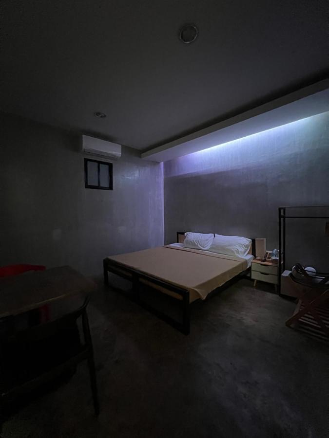 Happynest Hostel Cebu Екстер'єр фото
