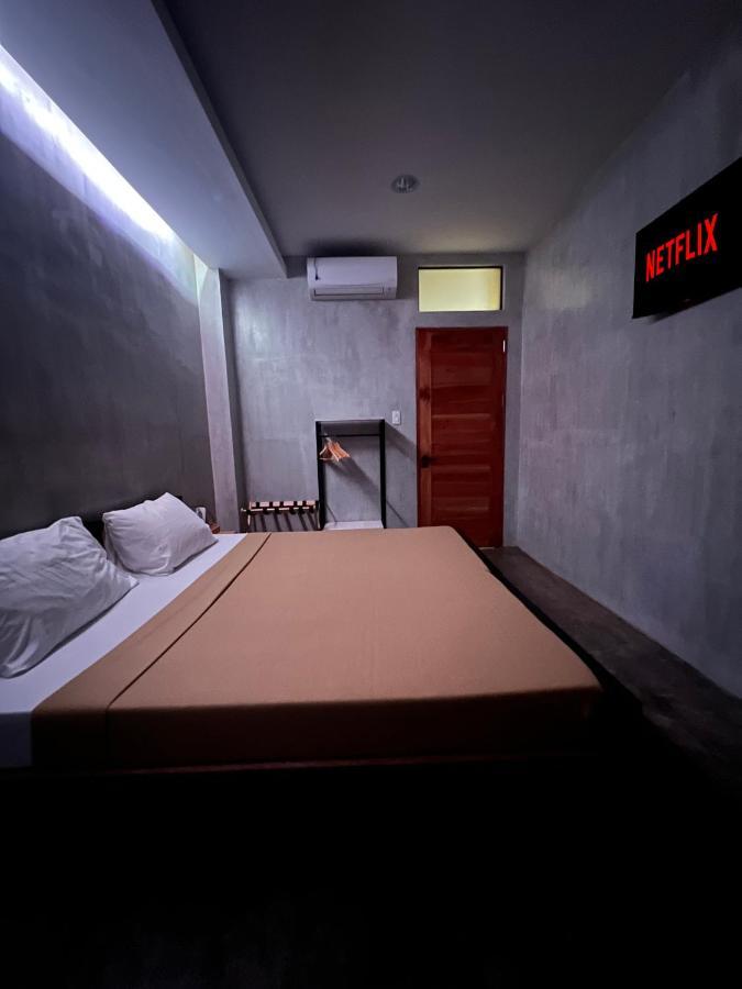 Happynest Hostel Cebu Екстер'єр фото